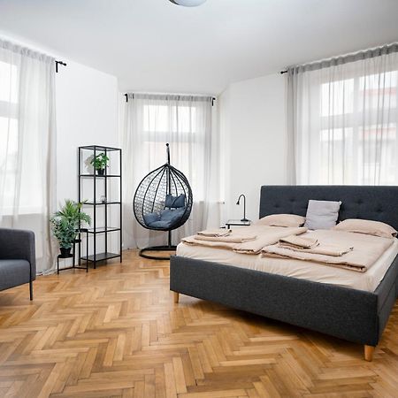 Apartman Namesti Frantiska Krizika Tabor Ngoại thất bức ảnh