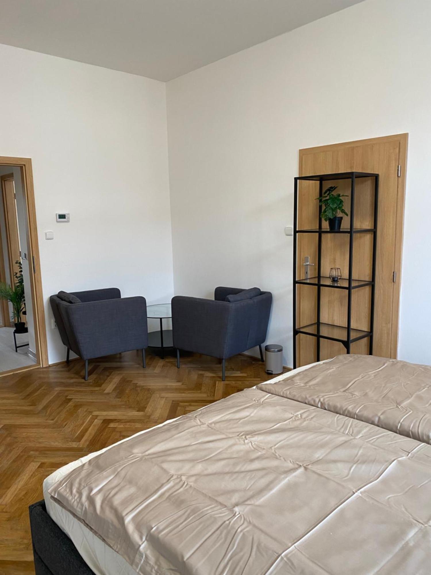 Apartman Namesti Frantiska Krizika Tabor Ngoại thất bức ảnh