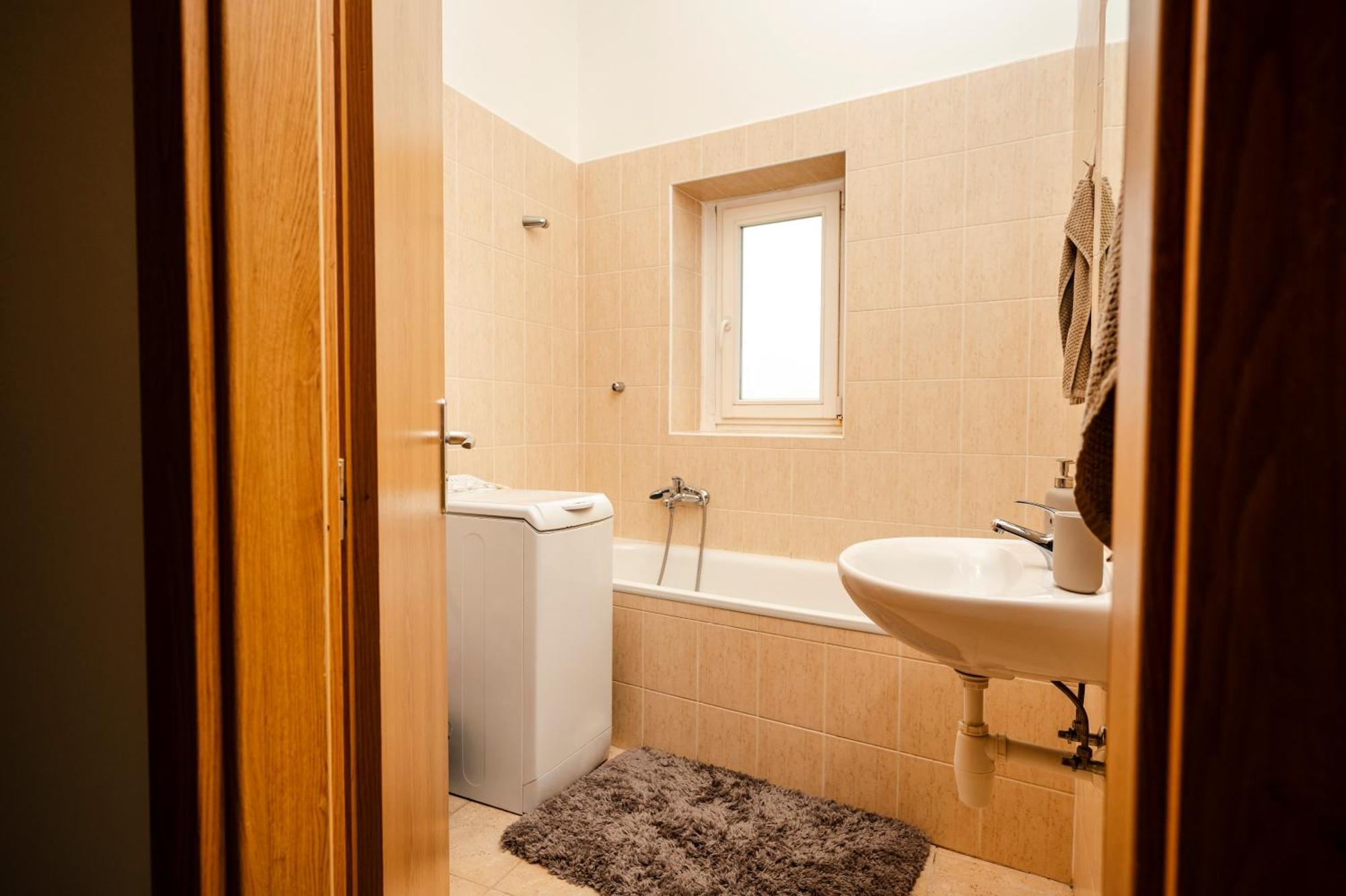 Apartman Namesti Frantiska Krizika Tabor Ngoại thất bức ảnh